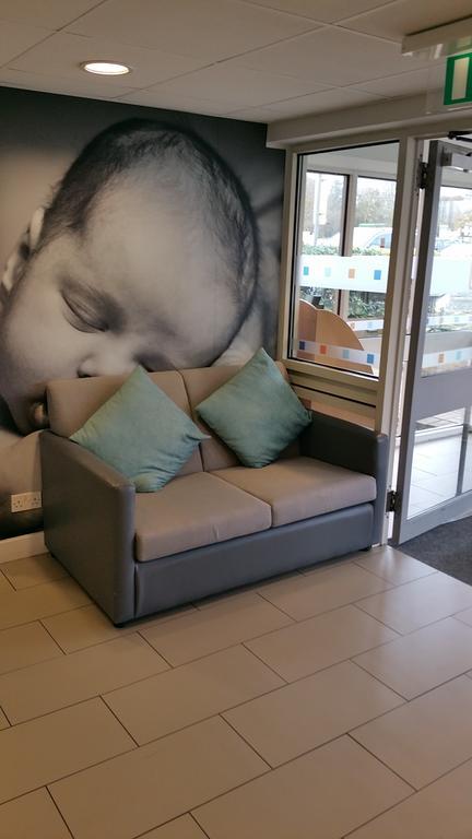 Warrington Motel, J20 M6 Lymm Services エクステリア 写真
